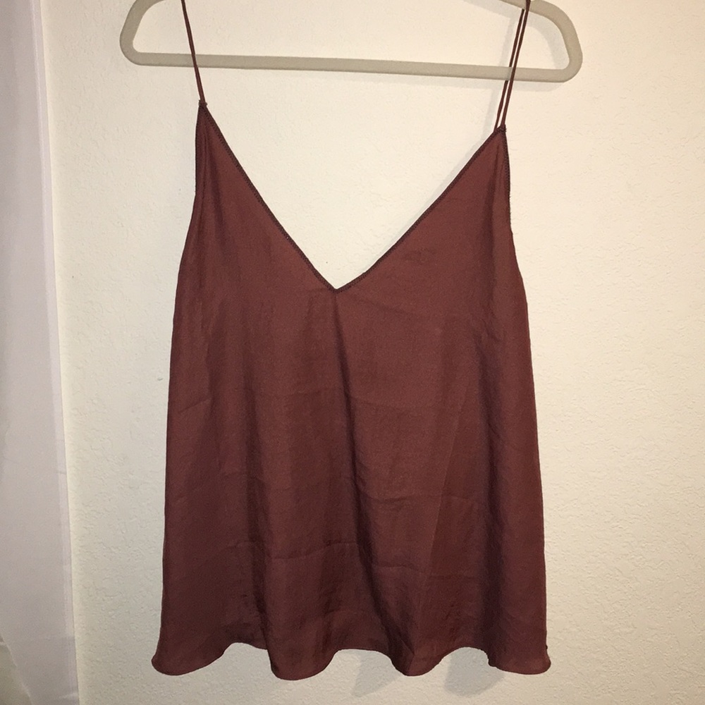 💥silk maroon low back spaghetti strap top💥